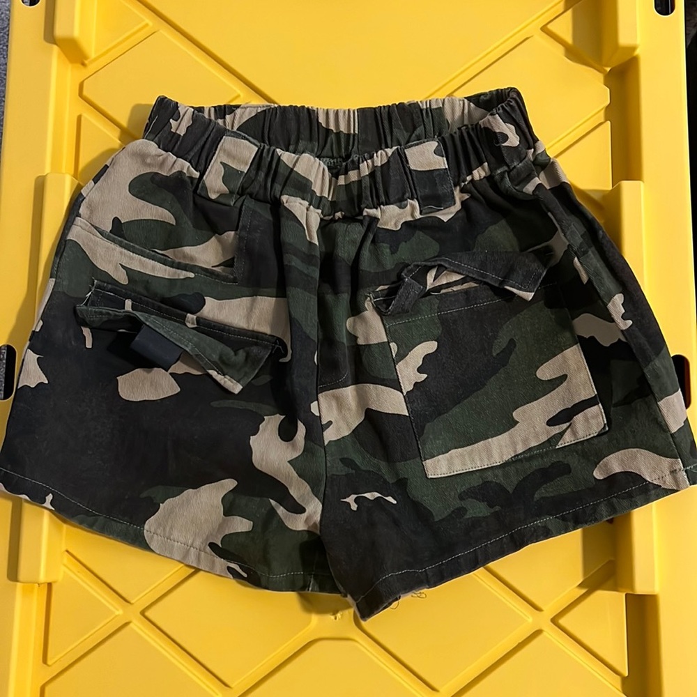 Small camo shorts
